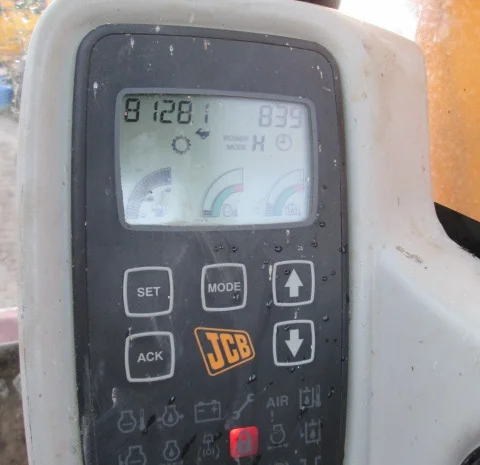 Пропонується Гусеничний екскаватор JCB JS160LC- фото № 7