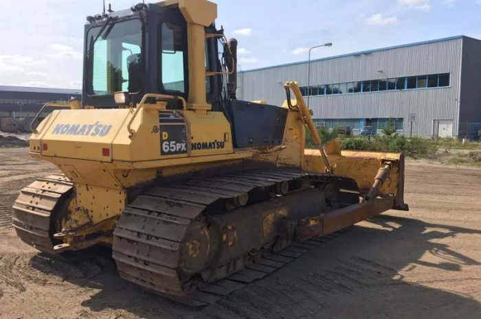 Бульдозер Komatsu D65PX-15E0 б/у в продаже- фото № 2