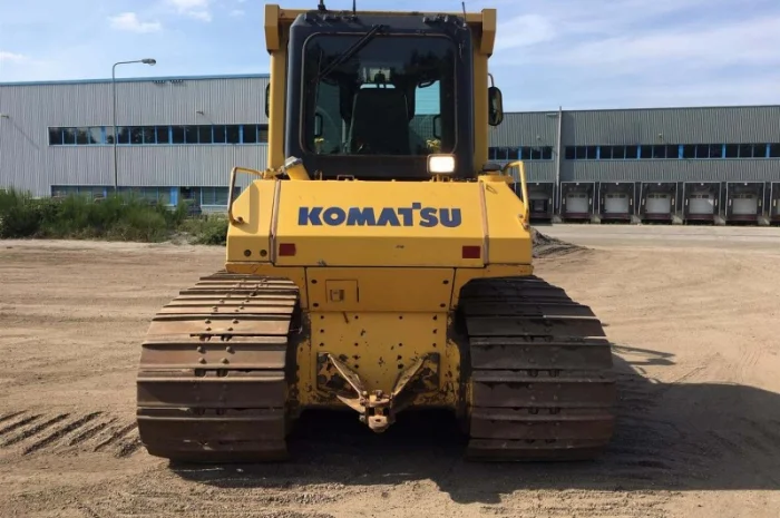 Бульдозер Komatsu D65PX-15E0 б/у в продаже- фото № 9
