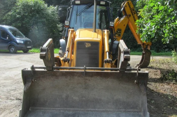 Екскаватор-навантажувач JCB 3CX у Києві- фото № 3