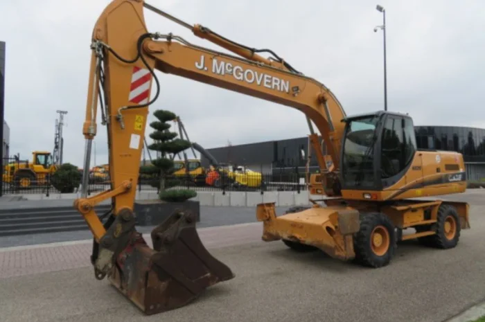 Колісний екскаватор Case WX210 у продажу- фото № 1