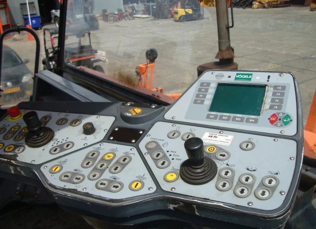 Асфальтоукладчик Vogele S1600-1 в продаже- фото № 4