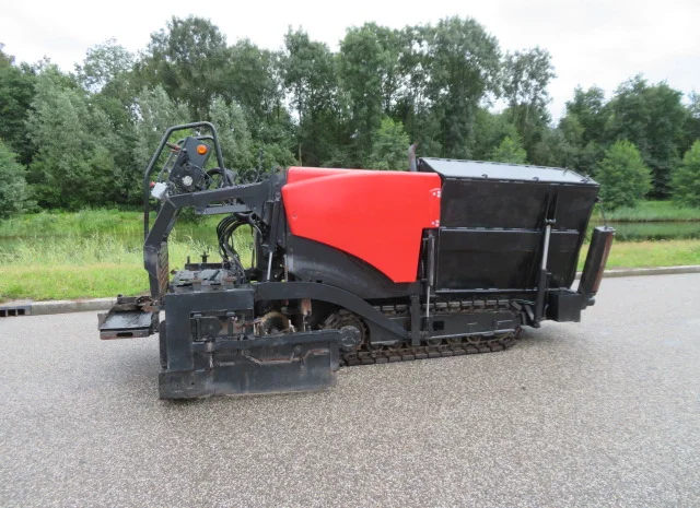 Асфальтоукладчик Vogele Super 800 – строительная техника б/у- фото № 18