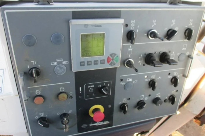 Дорожня Фреза Wirtgen W100F 2008 року у продажу- фото № 11