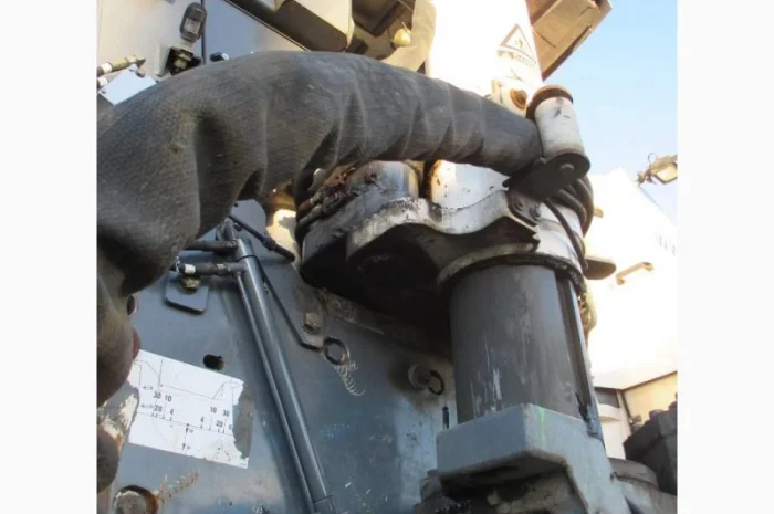 Дорожня Фреза Wirtgen W100F 2008 року у продажу- фото № 6