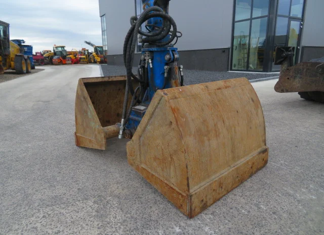 Грейферный перегружатель Caterpillar M318D на продажу- фото № 2