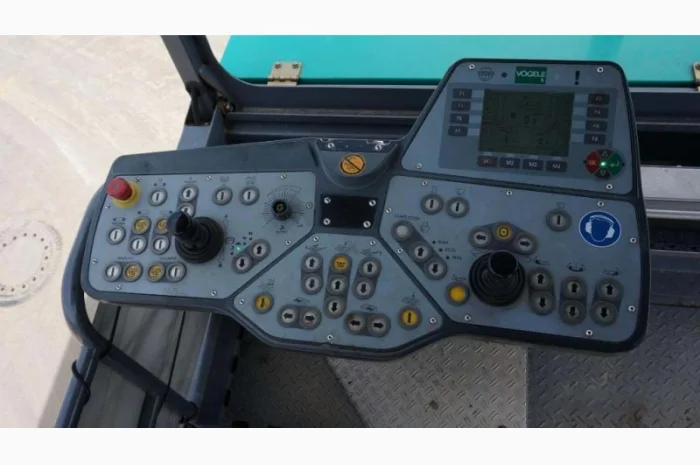 Асфальтоукладчик Vogele SUPER 1800-2 2009 года выпуска- фото № 4