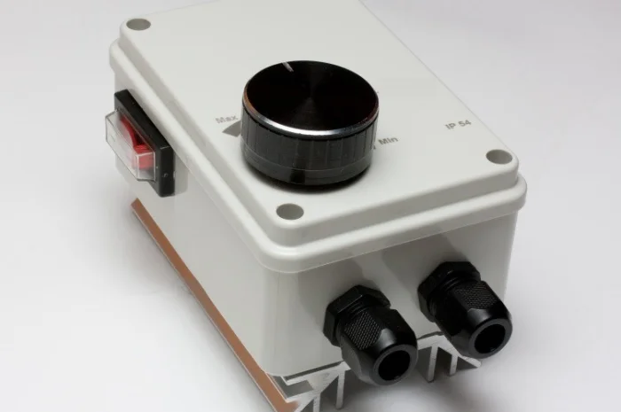 Регулятор скорости вращения вентилятора ARW для электродвигателей- фото № 1