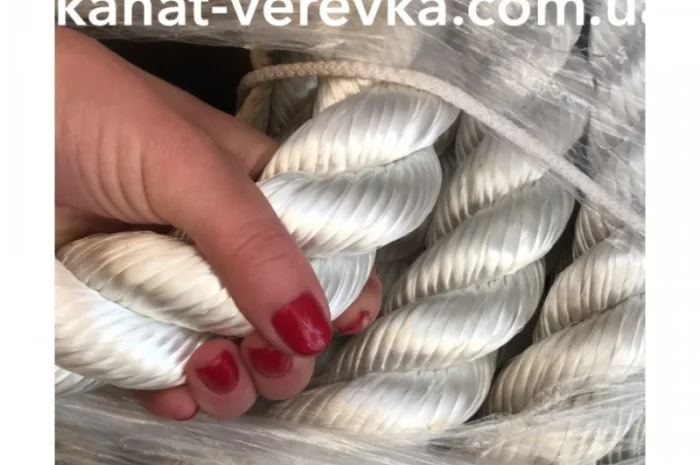 Канат капроновый (прочный) 12мм 100м- фото № 3