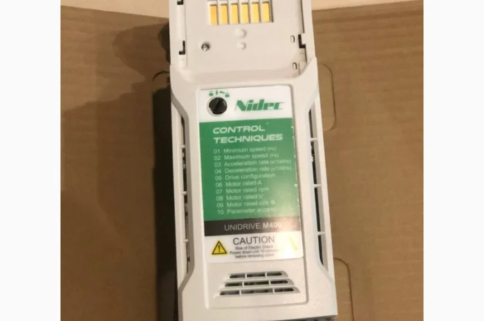 Частотний перетворювач Emerson 'Unidrive' M400-024 00041 у продажу- фото № 2