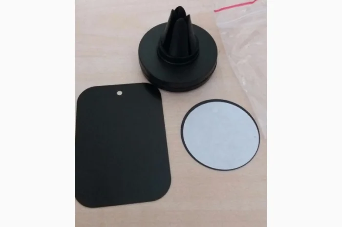 Универсальный держатель для мобильного телефона в авто- фото № 1