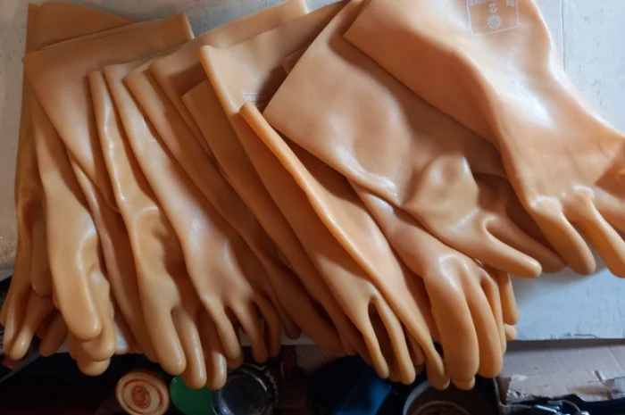 Перчатки для электриков - новые- фото № 1