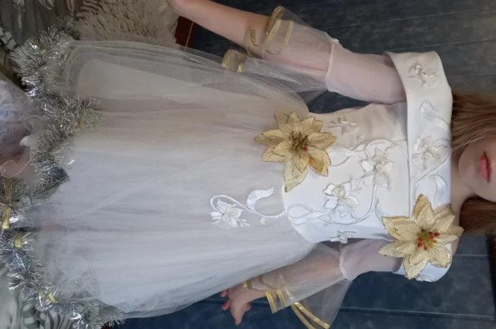 Новое праздничное платье для девочки- фото № 8