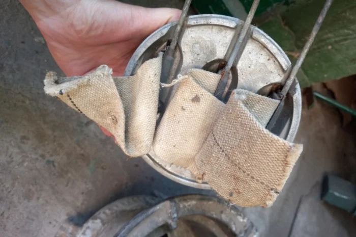 Старинная антикварная керосиновая лампа- фото № 11