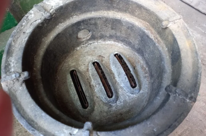 Старинная антикварная керосиновая лампа- фото № 7