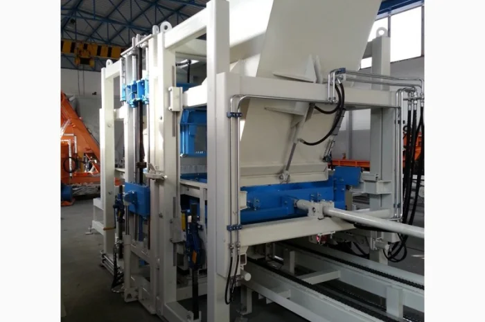 Вибропресс для виробництва бруківки, SUMAB R-400 Швеція- фото № 1