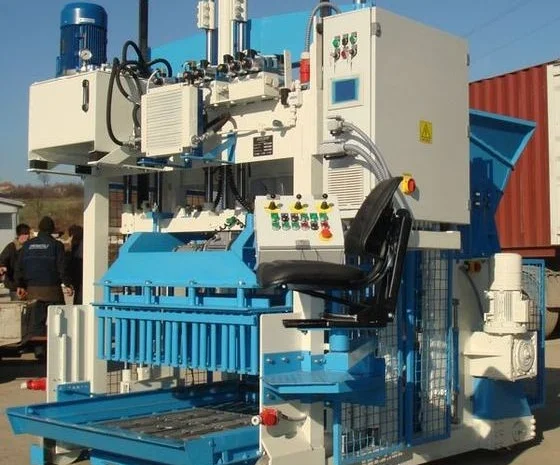 Мобільний вібропрес для виробництва бордюрів та блоків- фото № 6