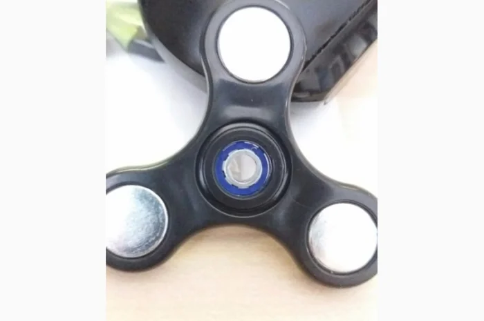 Успокоитель нервов, Спиннер, Fidget Spinner, для пальцев, вертушка, крутилка- фото № 7