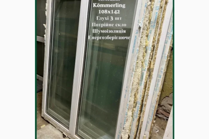 Пластиковое глухое окно 103х233- фото № 1