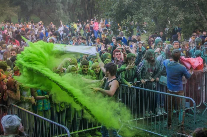 Фарба Холі (Гулал) – яскраві кольори для свята- фото № 4