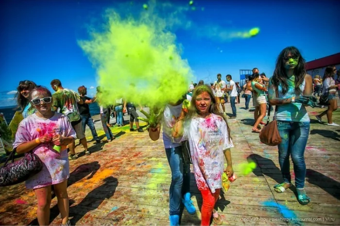 Фарба Холі (Гулал) – яскраві кольори для свят- фото № 4