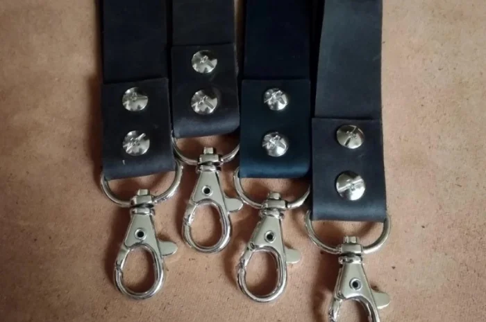 Шкіряний шнурок для бейджа- фото № 8