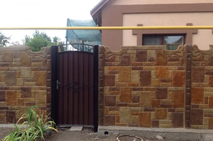 Цветные бетонные заборы, установка по Запорожью- фото № 3