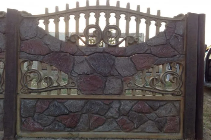 Цветные бетонные заборы, установка по Запорожью- фото № 4