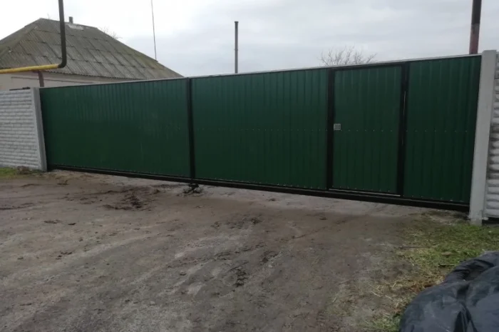 Изготовление и установка откатных ворот в Запорожье- фото № 4