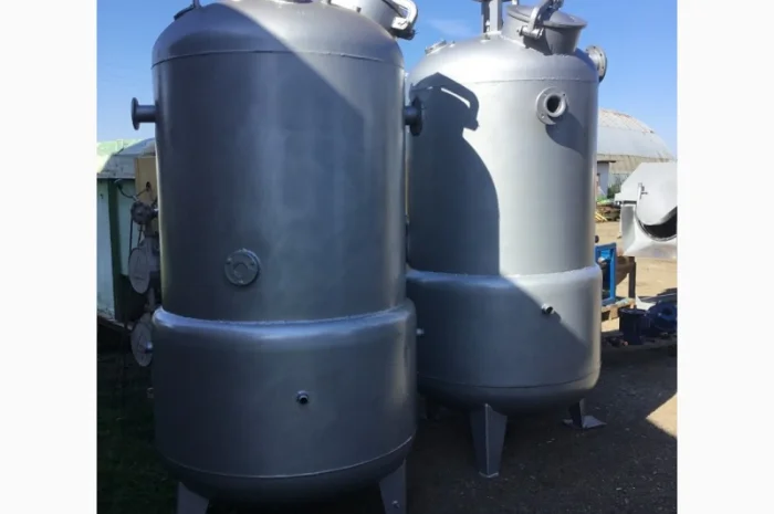 Харчовий вакуум-випарний апарат МЗС-320 (1250л)- фото № 1