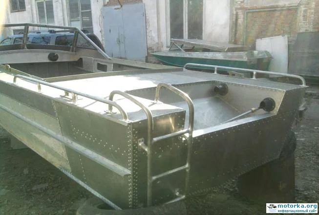 Продажа новых и б/у лодочных моторов- фото № 8