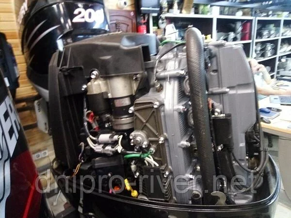 Продаж лодочного мотора Suzuki DF-140 б/у- фото № 4