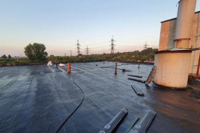 Ремонт кровли с гарантией качества- фото № 1