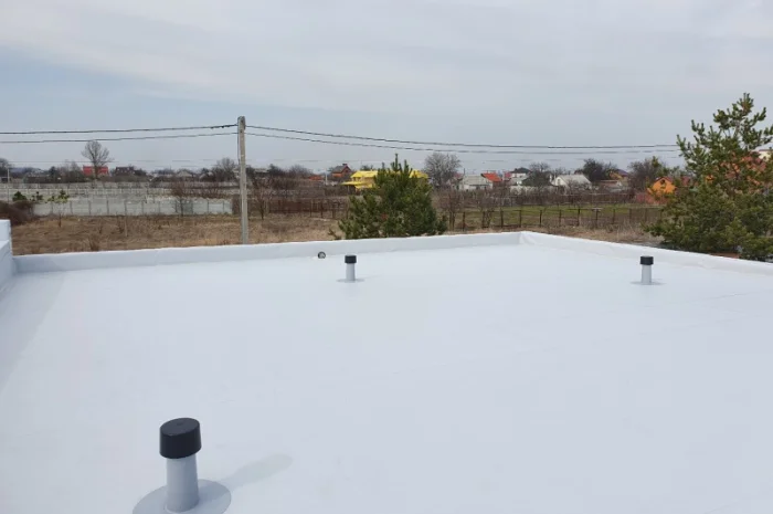 Мембранная кровля, ремонт мембранной крыши в Краматорске- фото № 1