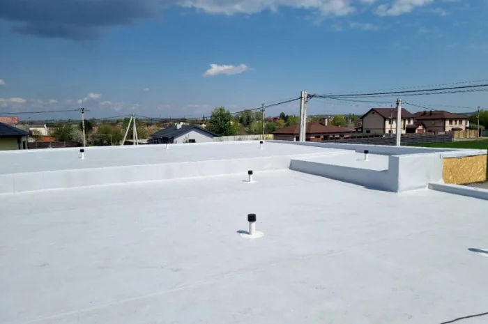 Послуги з укладання мембрани ПВХ у Хмельницькому- фото № 1