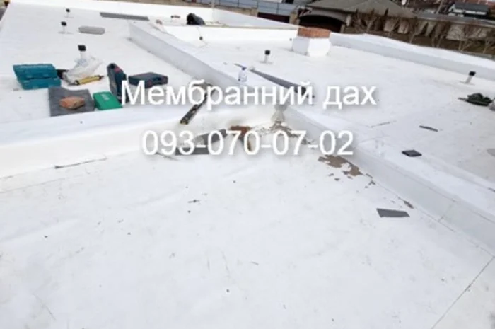 Ремонт мембранной крыши и укладка мембран- фото № 2