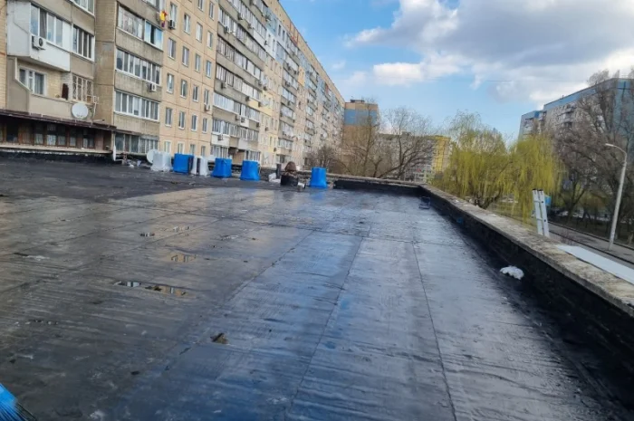 Монтаж та демонтаж рулонної покрівлі в Дніпрі- фото № 1