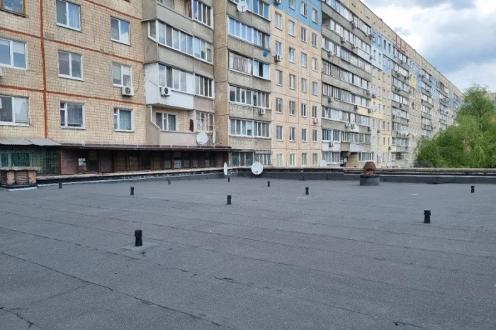 Поточний ремонт рулонної покрівлі у Павлограді- фото № 1