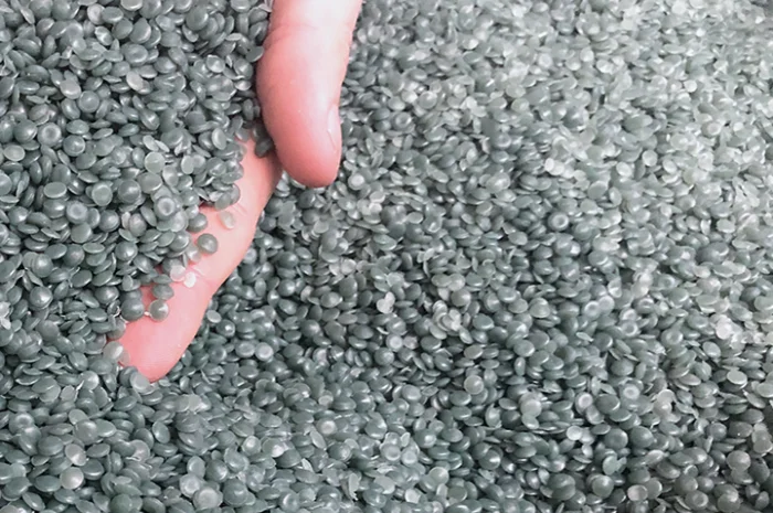 Вторинний пластик, гранула ПВД, ПНД, переробка плівки- фото № 1