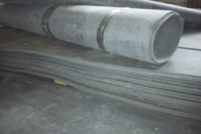 Прокладочный материал Паронит маслобензостойкий- фото № 1