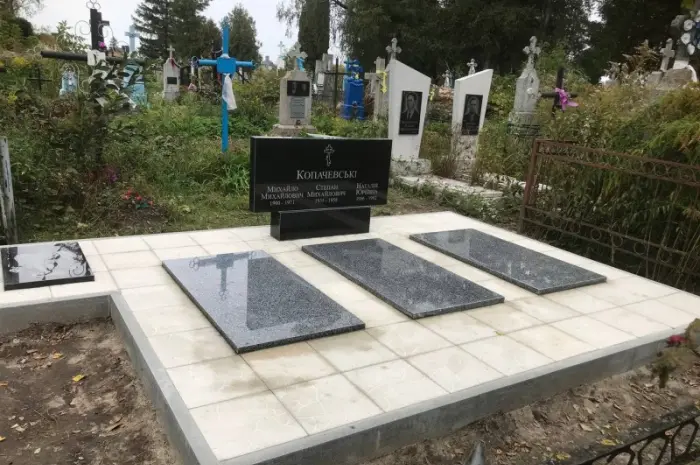 Продам пам'ятники для могил від виробника з 10 штук- фото № 1