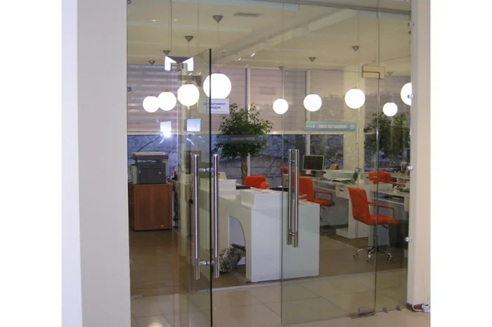 Закаленное стекло для душевых кабин и интерьеров- фото № 5