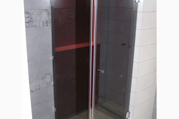 Закаленное стекло для душевых кабин и интерьеров- фото № 1