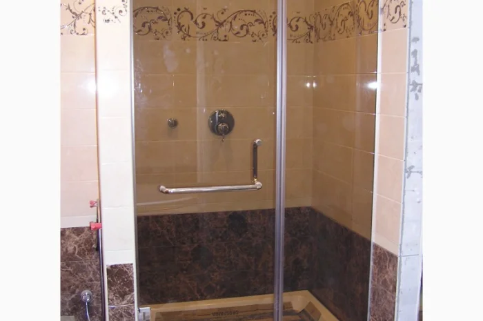 Стеклянная душевая кабина по индивидуальным размерам- фото № 2