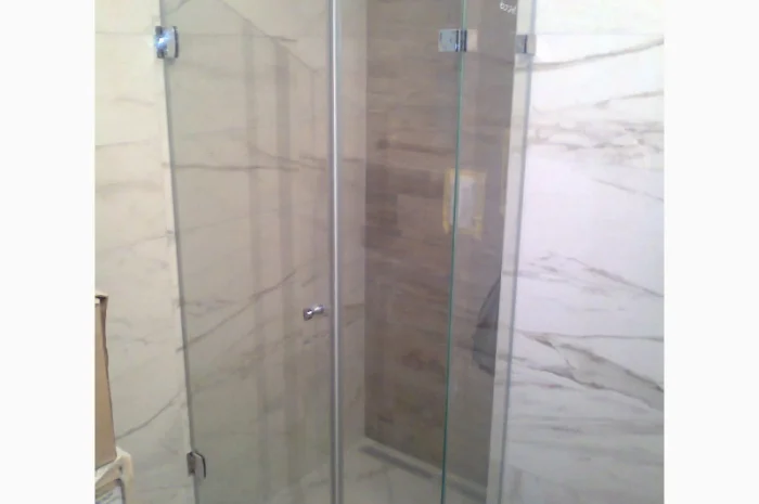 Стеклянная душевая кабина по индивидуальным размерам- фото № 5