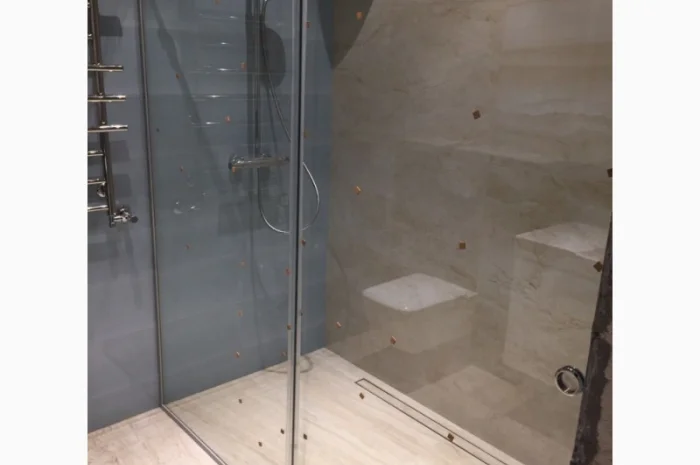 Раздвижные душевые двери и перегородки в ванной на заказ, изготовление и установка- фото № 4