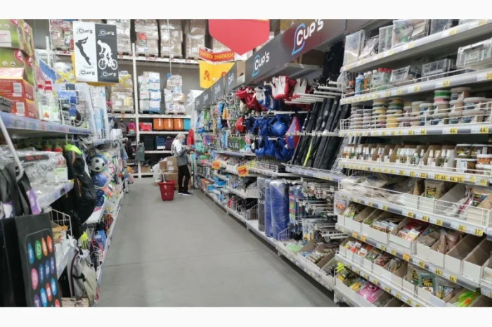 Куплю залежалый товар: брак, одежда, бытовая техника и электроника- фото № 1