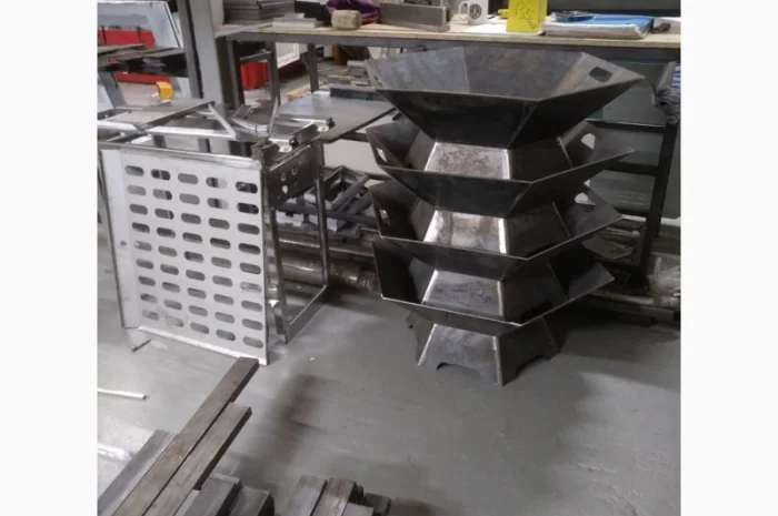 Лазерный рез металла Светодиодное освещение Гибка Сварка Гравировка Токарно-фрезерные раб- фото № 2