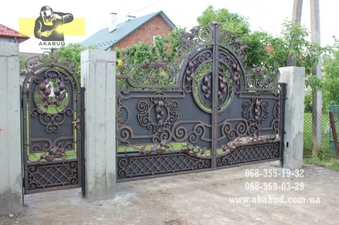 Производство металлических конструкций под ключ. Ворота и навесы- фото № 9