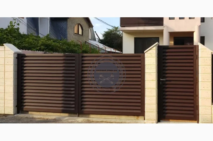 Металлические заборы и ворота-жалюзи для надежной защиты- фото № 14